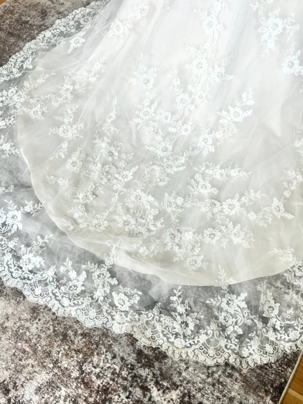 Casablanca Bridal 1955 "Dazzling Destiny" | Fit & Flare Wedding Gown | Size 8 - Picture 7 of 16